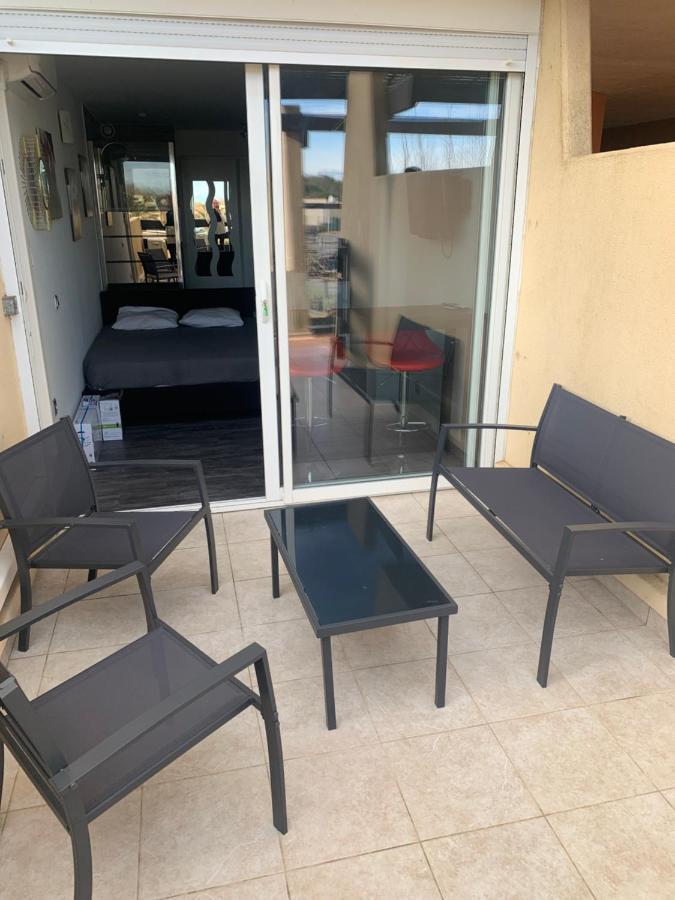 Nid Douillet Dans Les Coursives Du Village Naturiste Du Cap D Agde Eksteriør bilde